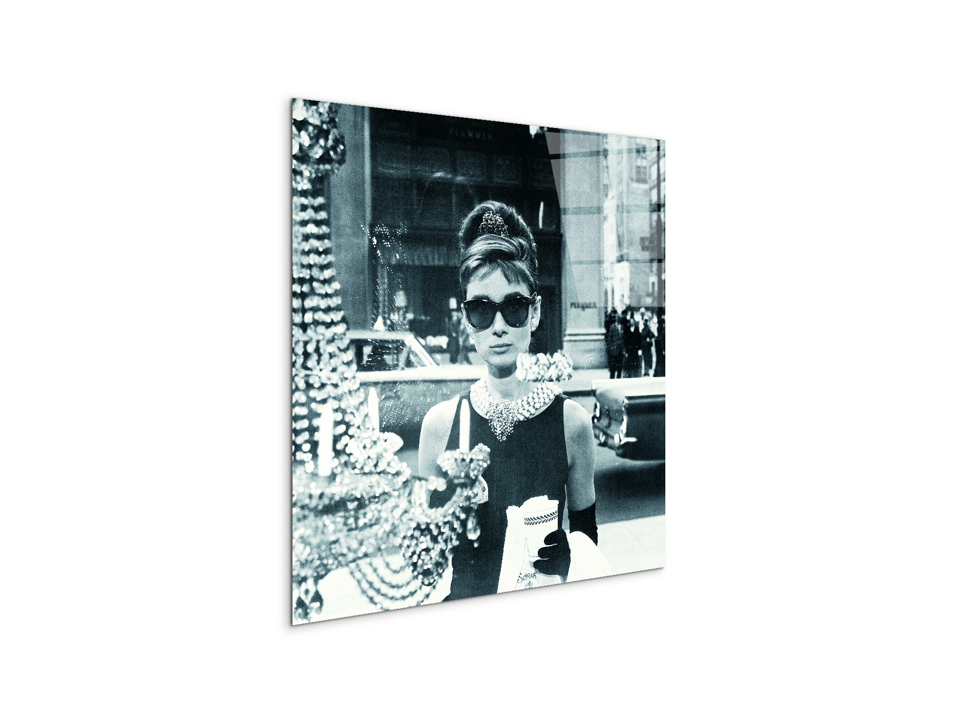 homage-to-audrey-colazione-da-tiffanyas10049-