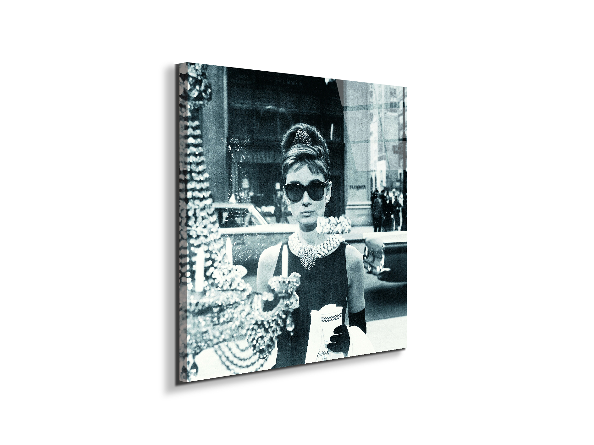 homage-to-audrey-colazione-da-tiffanyas10049-