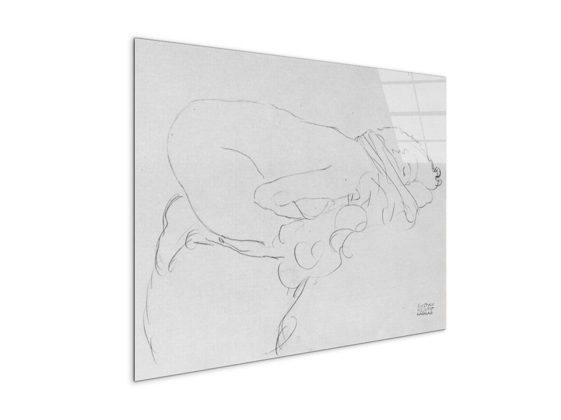 crouching-to-right-as90263-