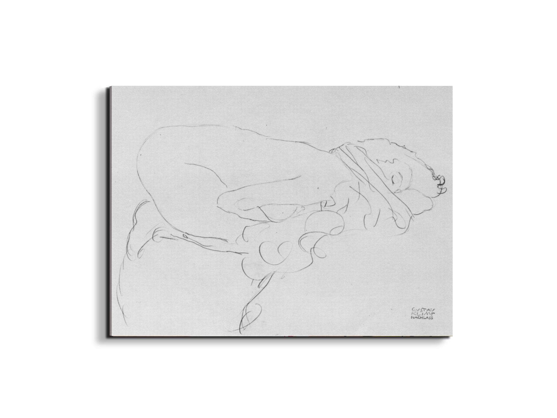 crouching-to-right-as90263-