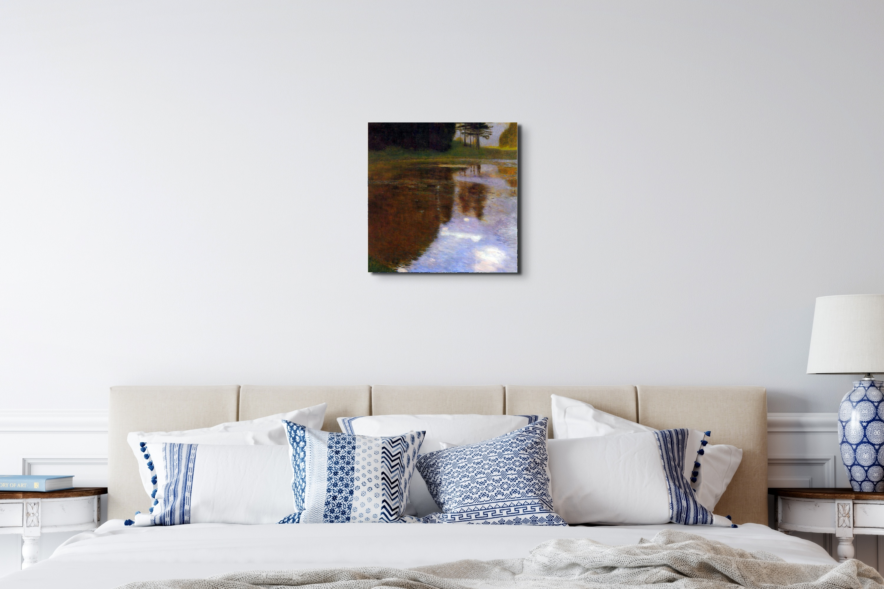 lake-in-front-of-the-castleas90381-