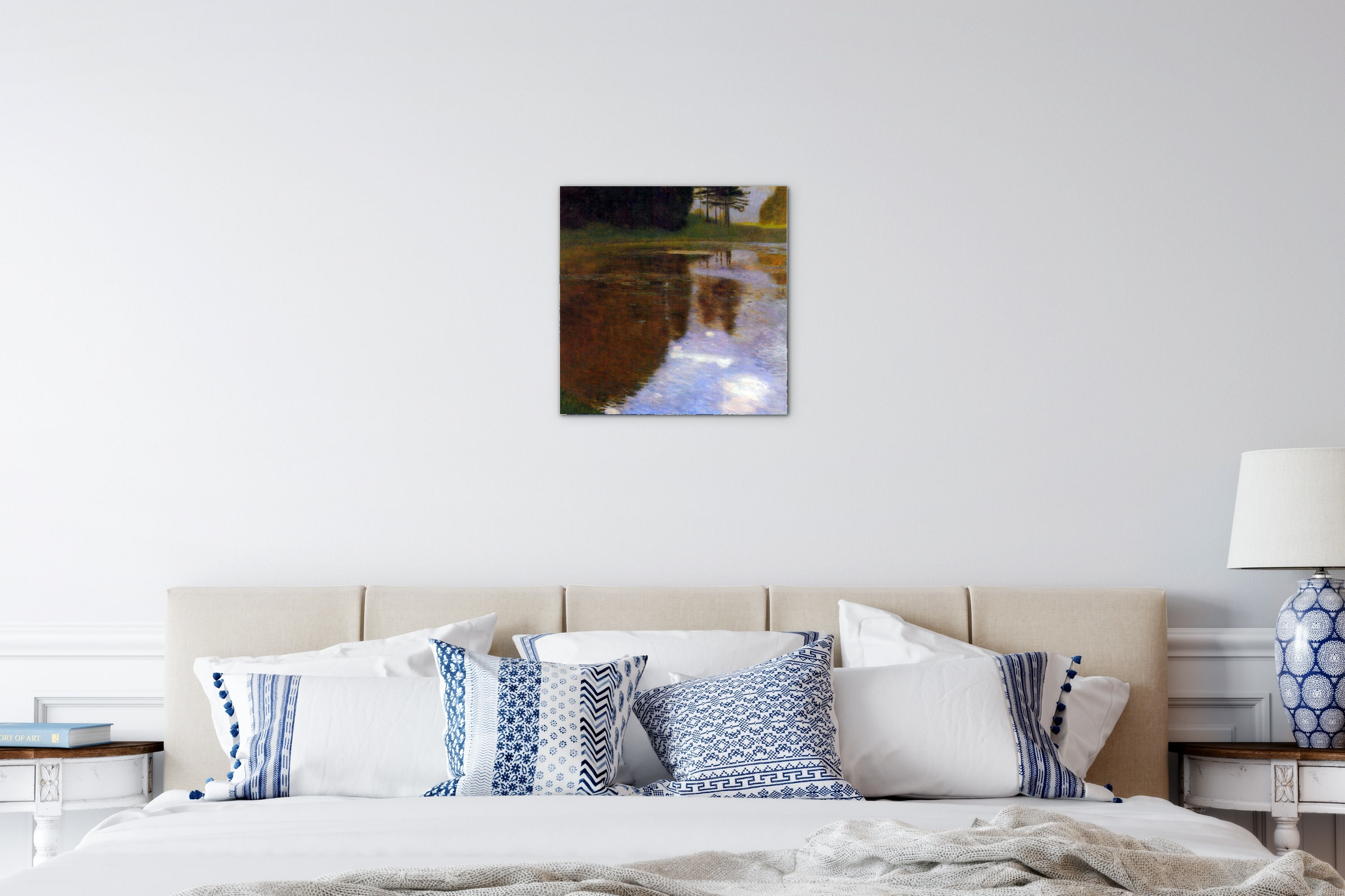 lake-in-front-of-the-castleas90381-