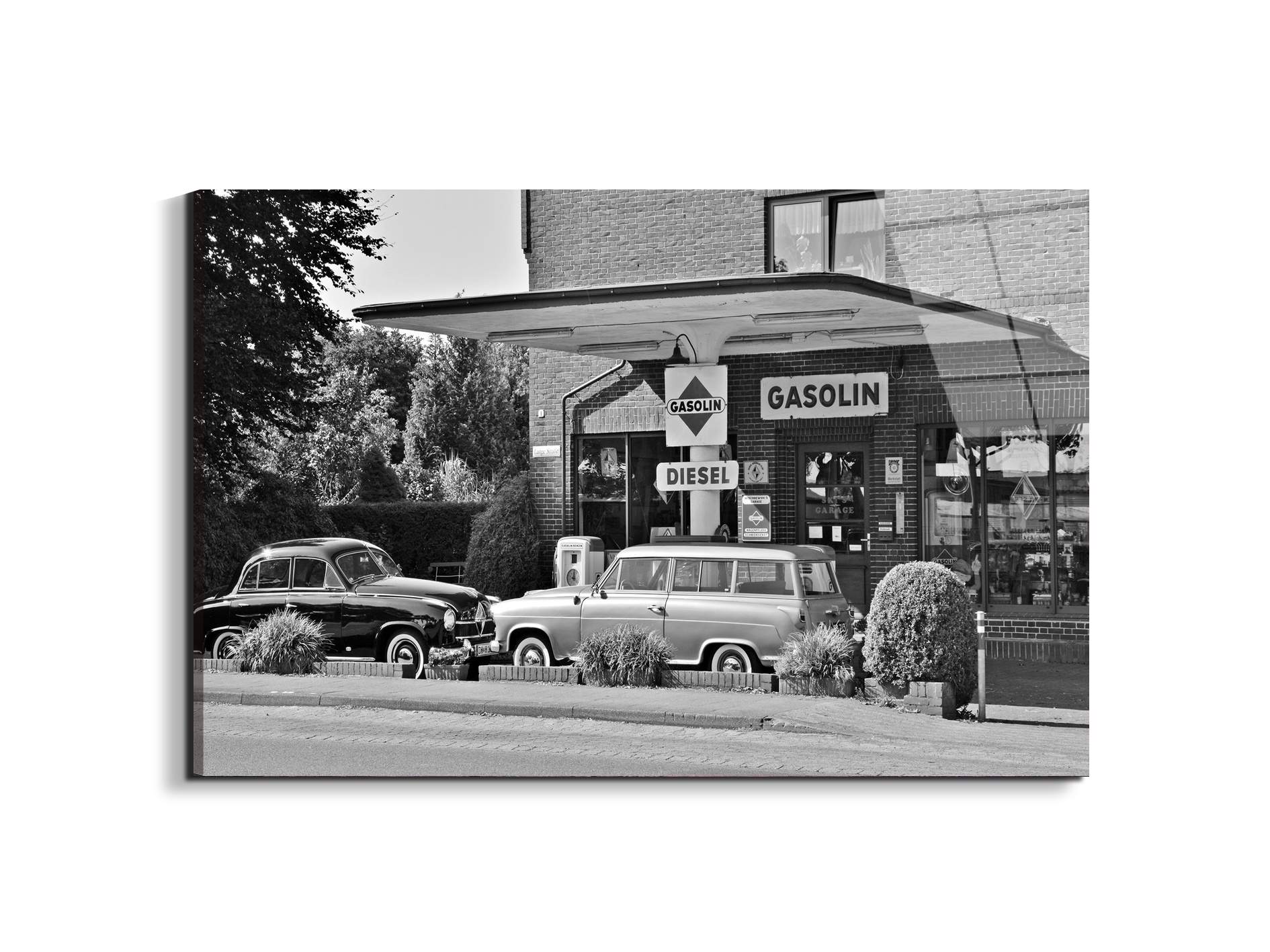 petrol-stations-iias93335-