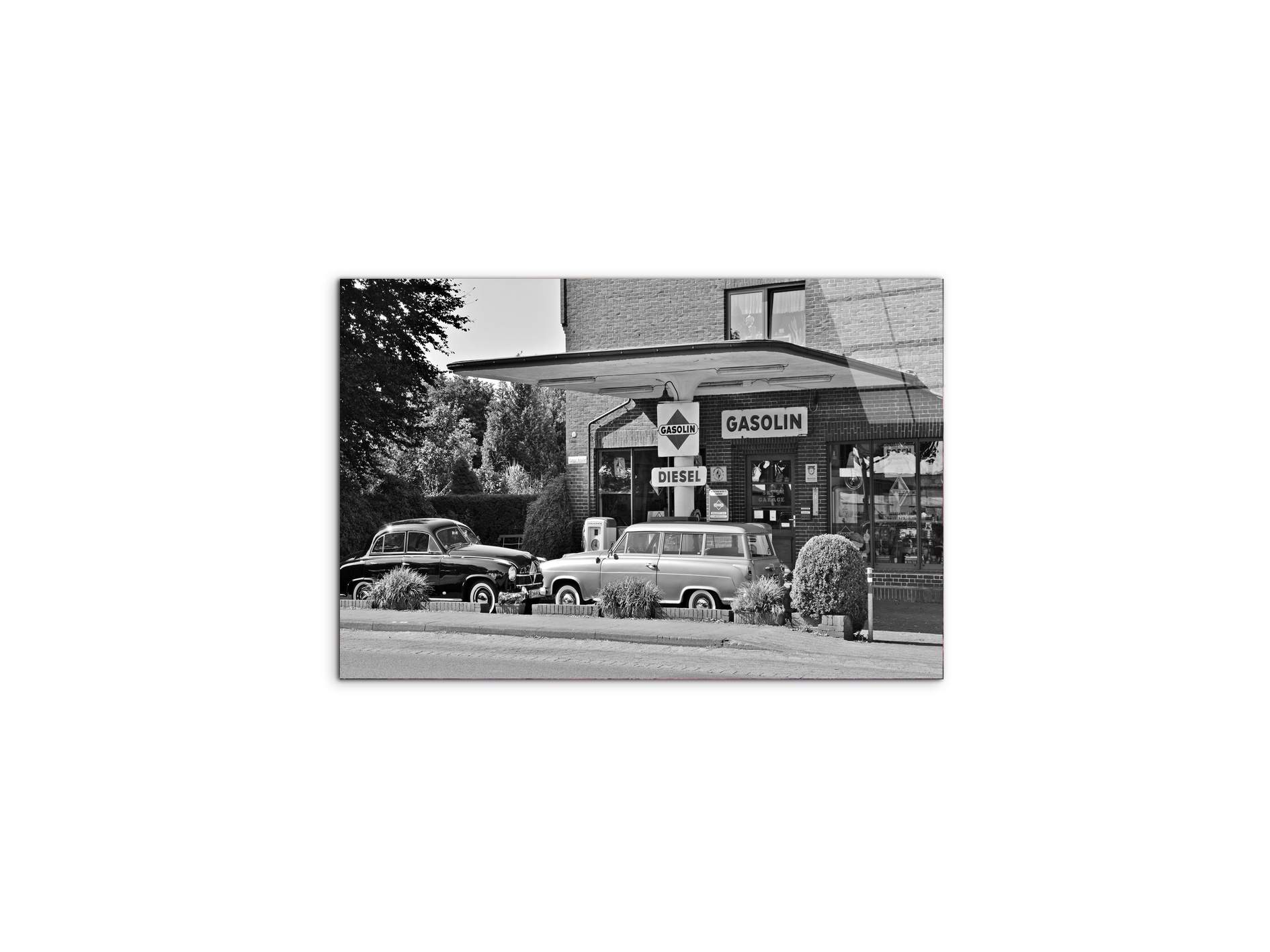 petrol-stations-iias93335-