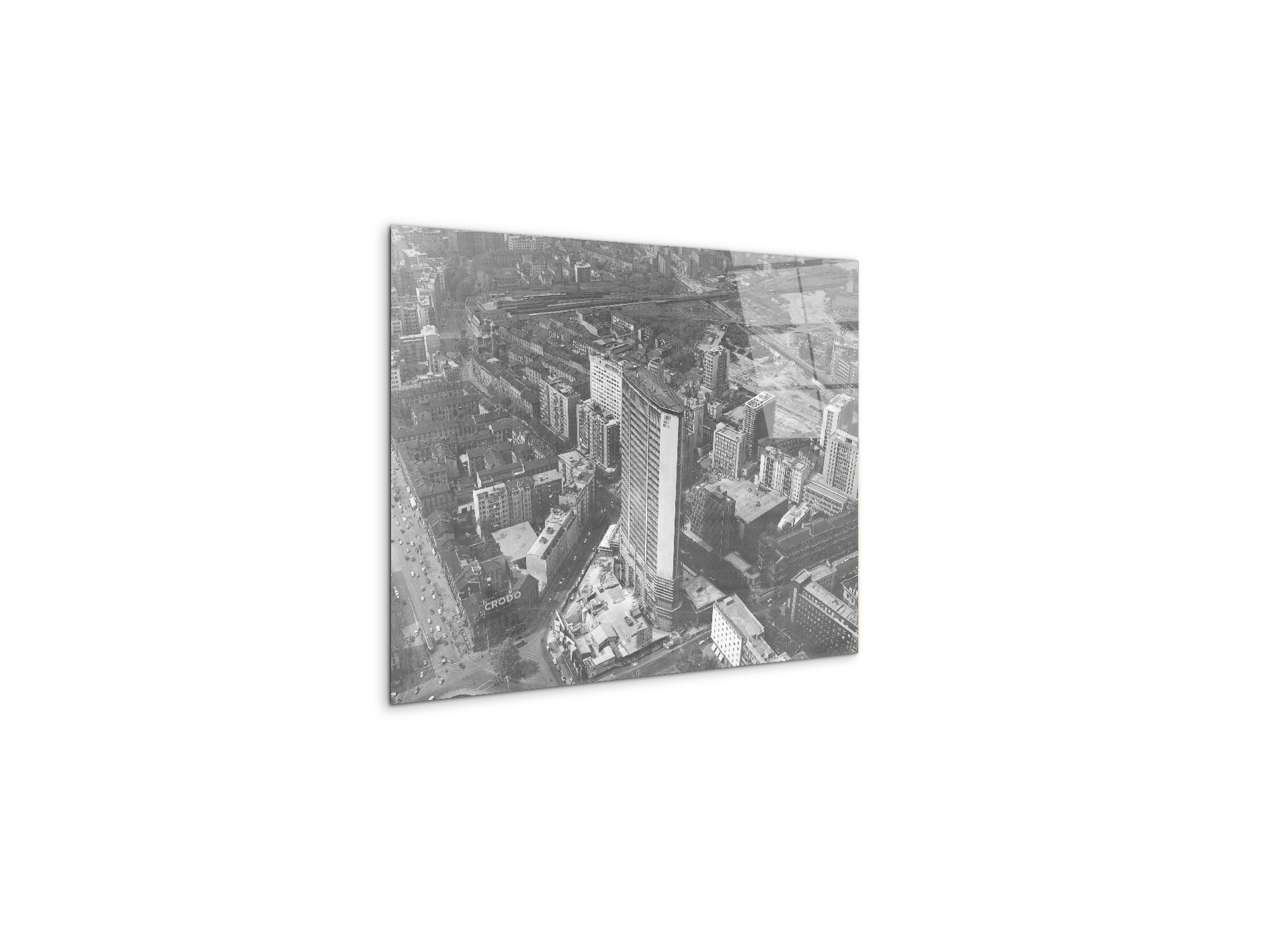 milan-crodoec21510-
