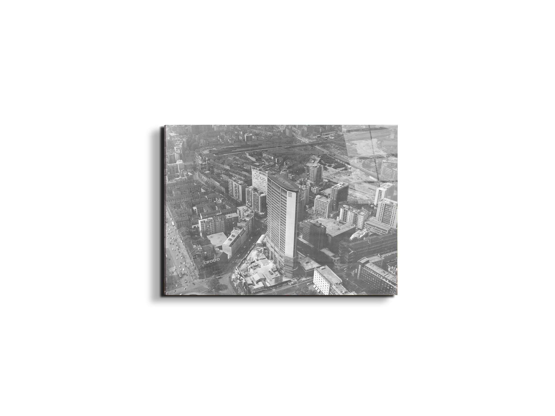 milan-crodoec21510-