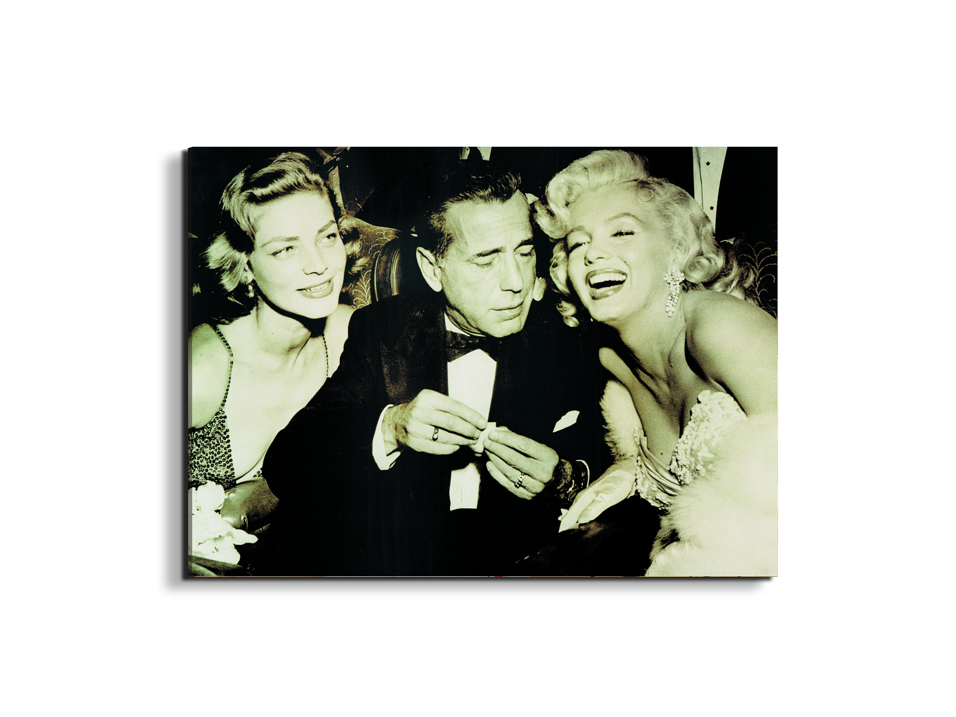 hollywood-triangleec22253-