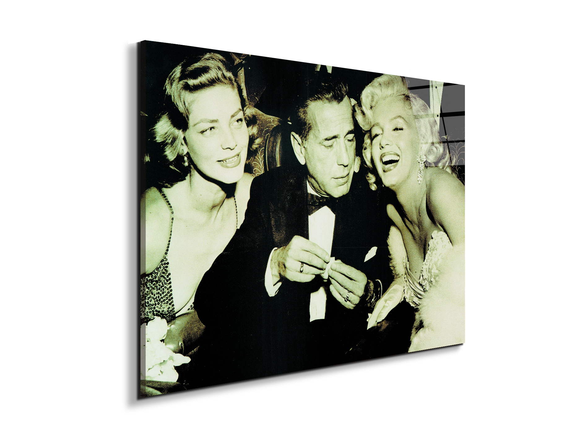 hollywood-triangleec22253-