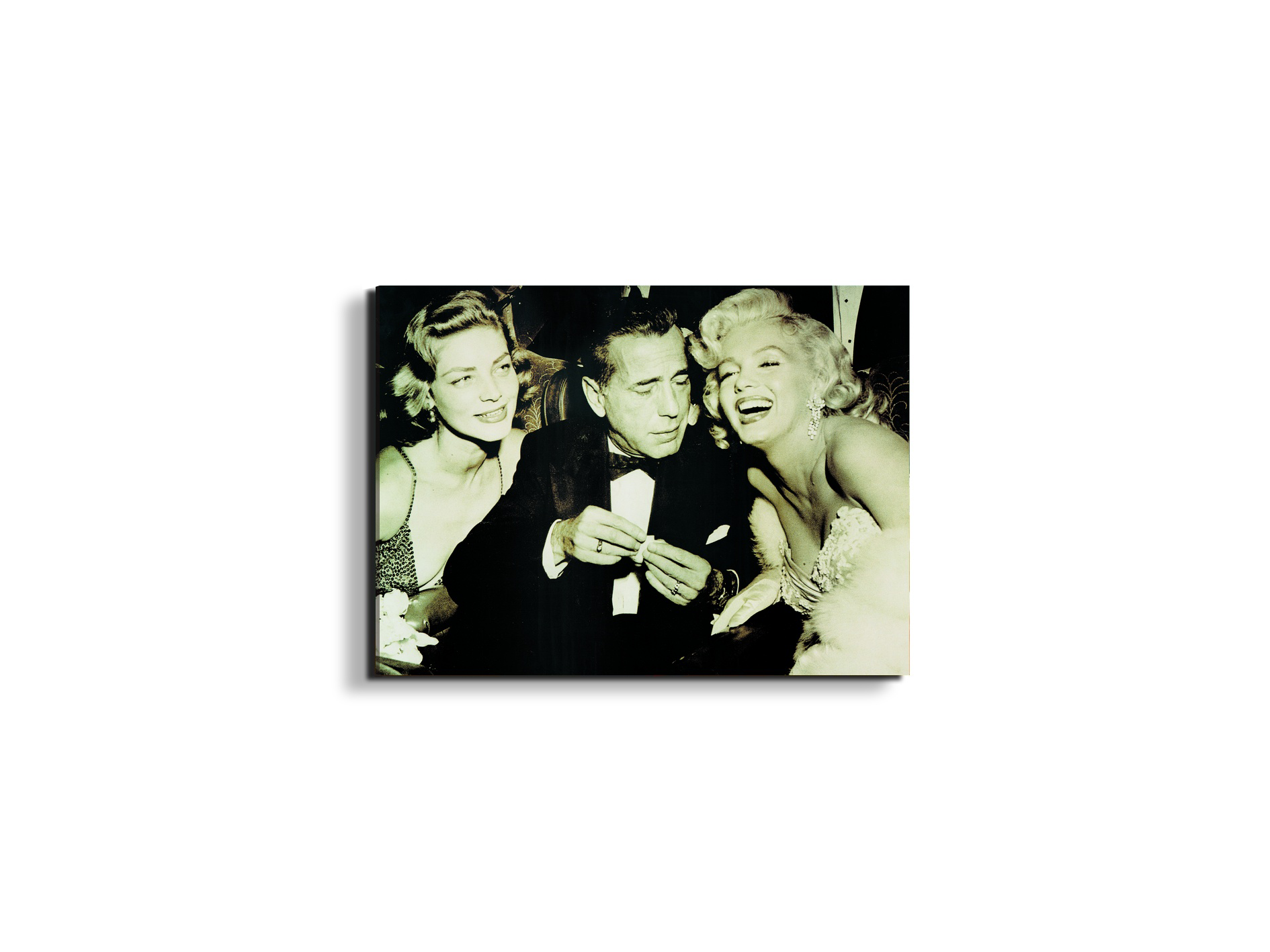 hollywood-triangleec22253-