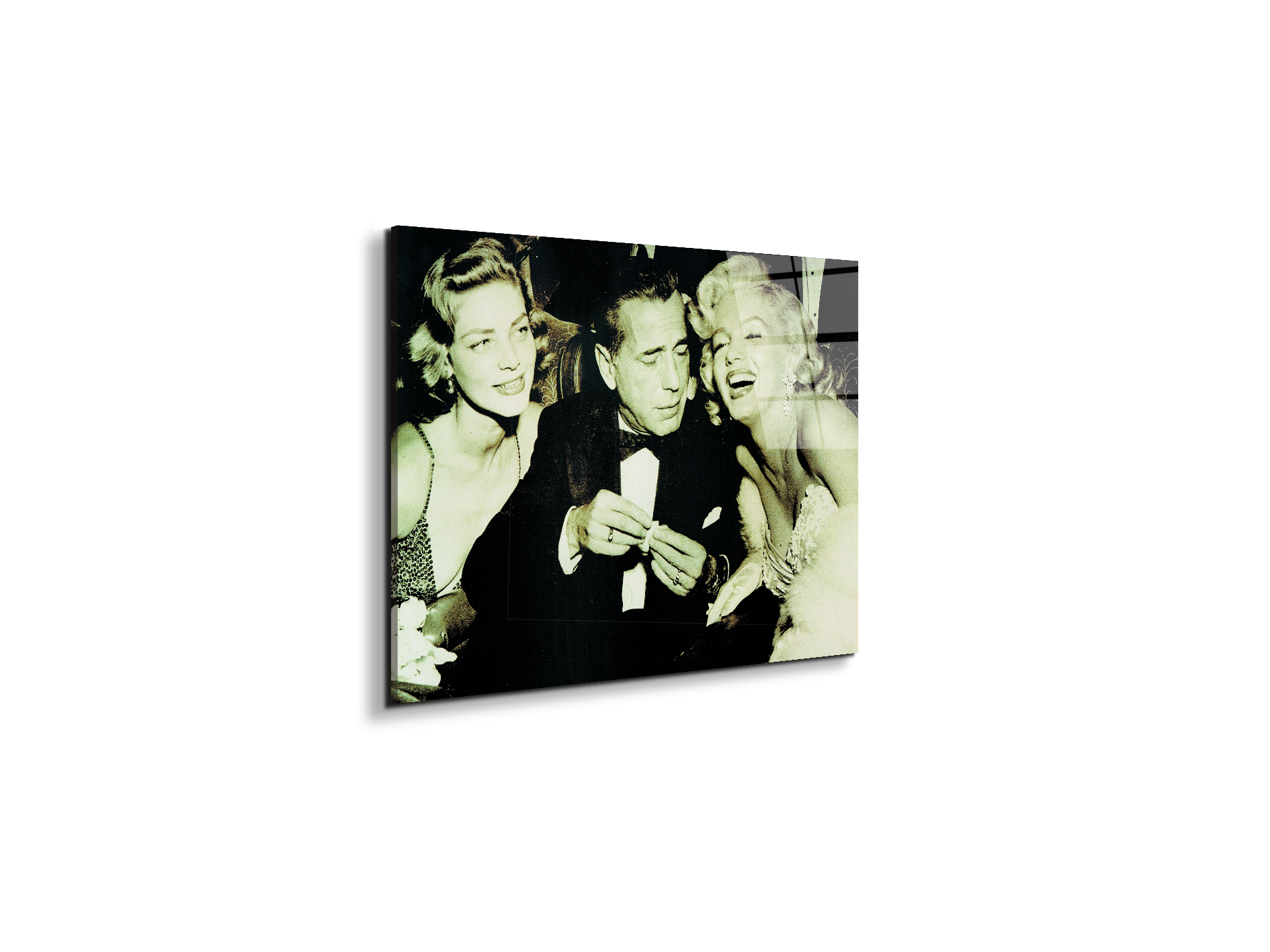 hollywood-triangleec22253-