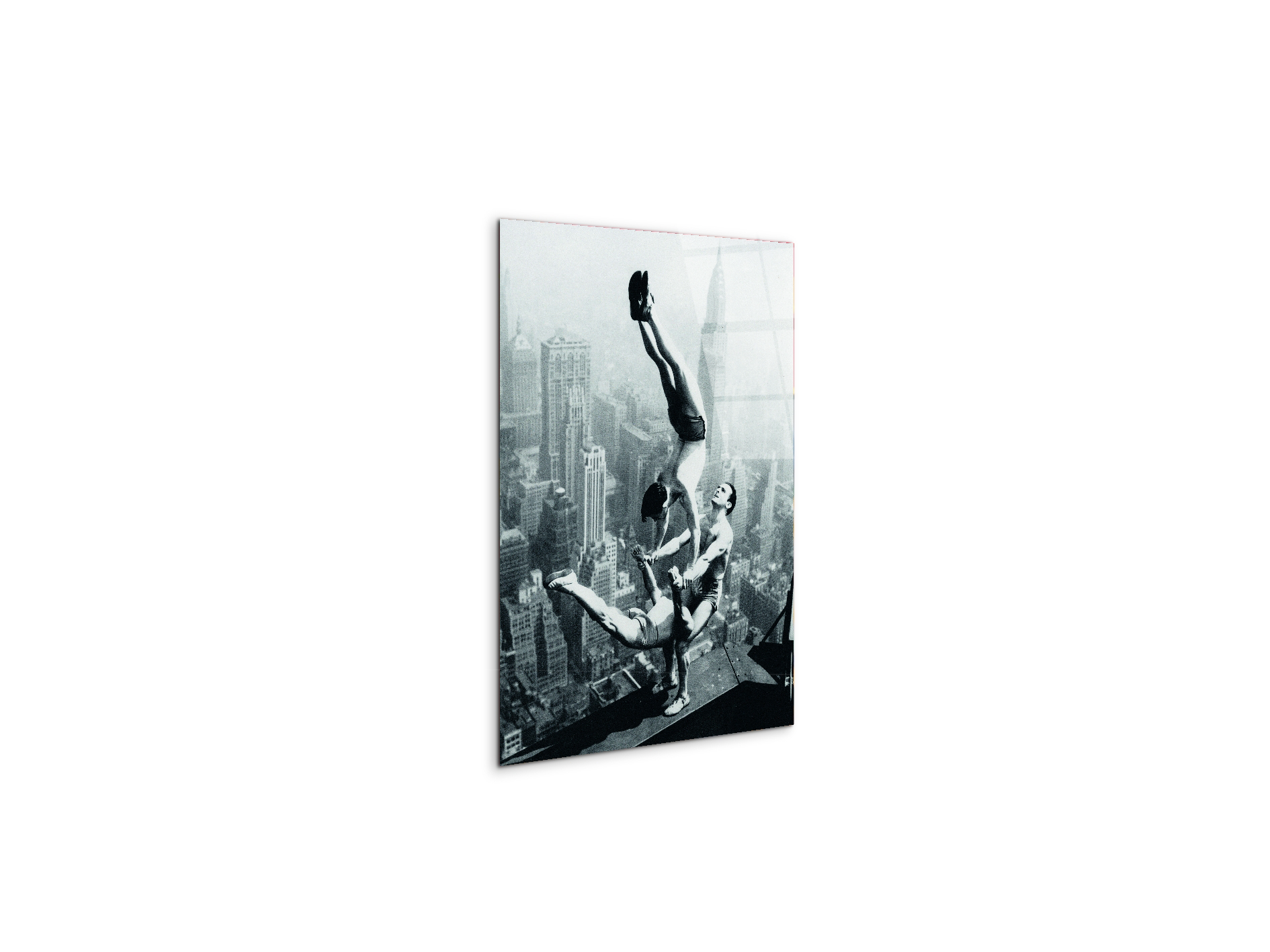 acrobats-at-the-empire-state-buildingec22254-