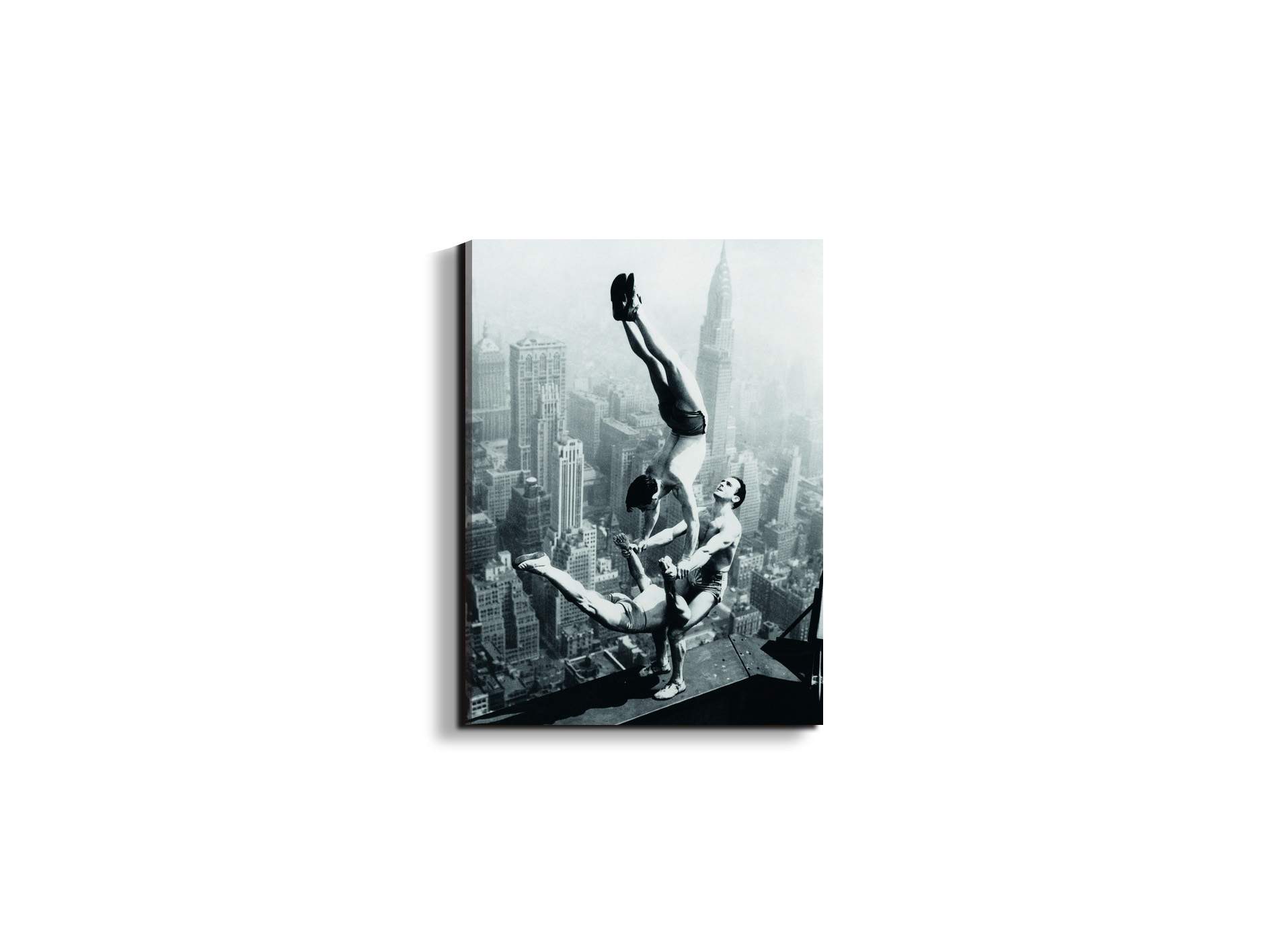 acrobats-at-the-empire-state-buildingec22254-