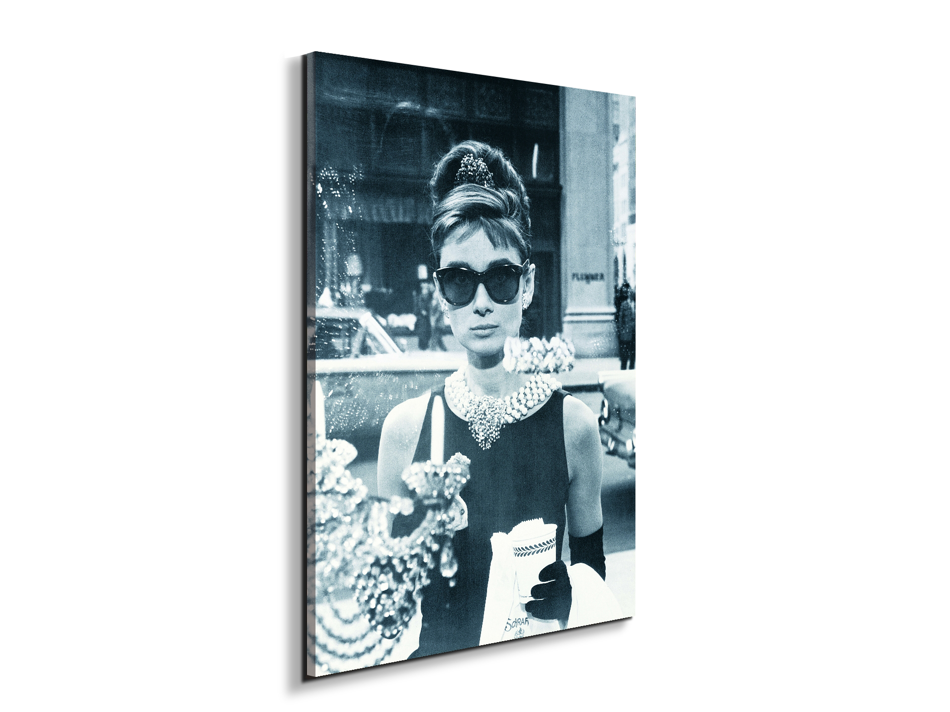 homage-to-audrey-colazione-da-tiffany-iias10048-