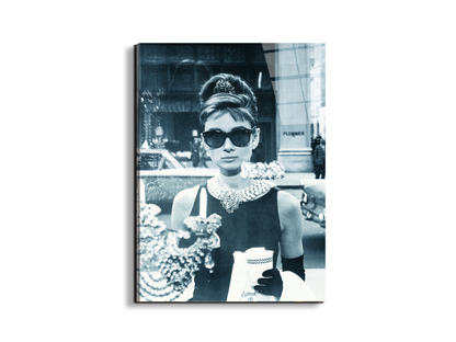 homage-to-audrey-colazione-da-tiffany-iias10048-