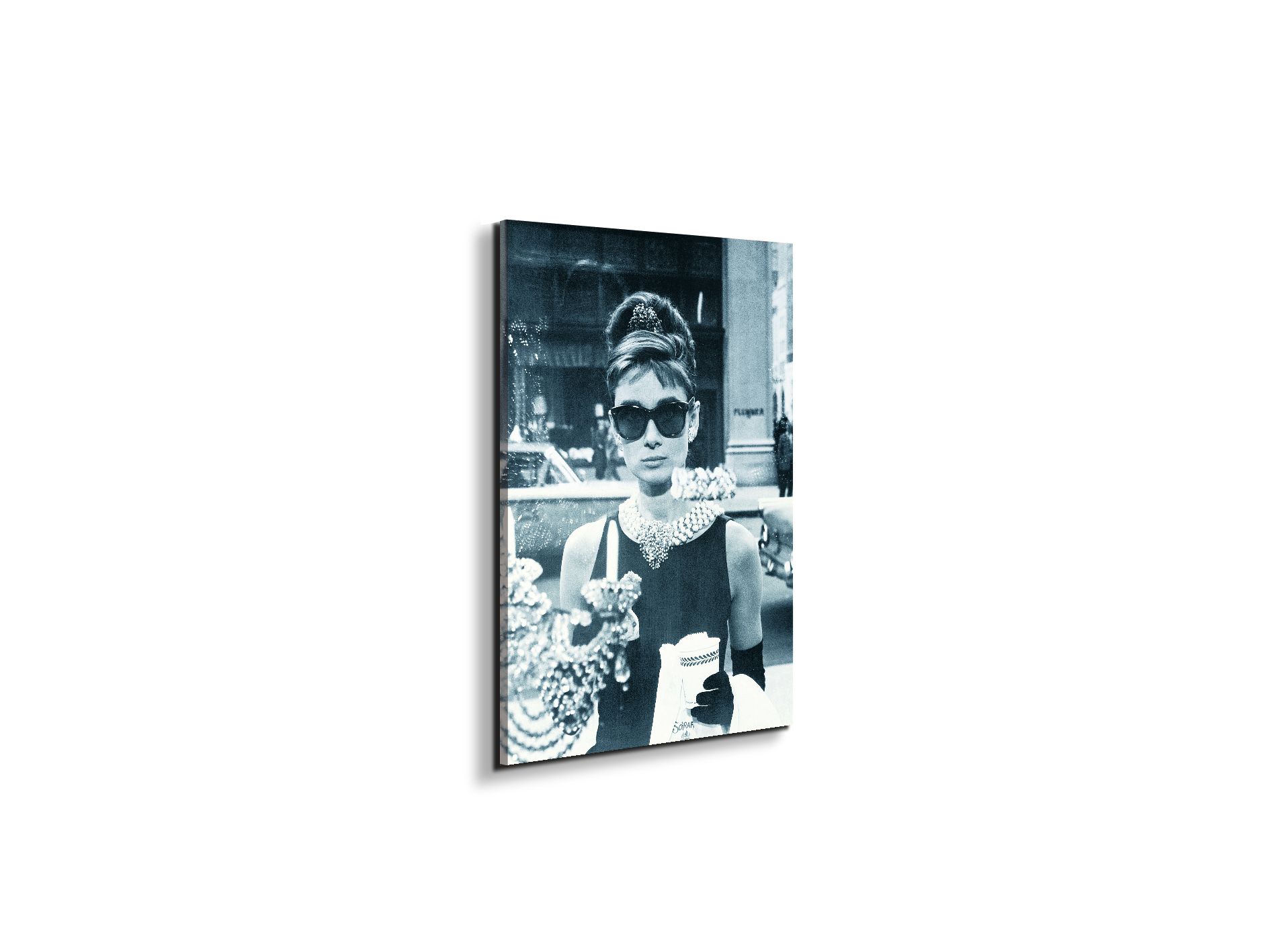 homage-to-audrey-colazione-da-tiffany-iias10048-