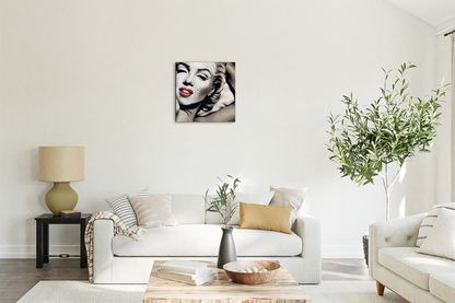 homage-to-marilyn-red-and-whiteec02026-