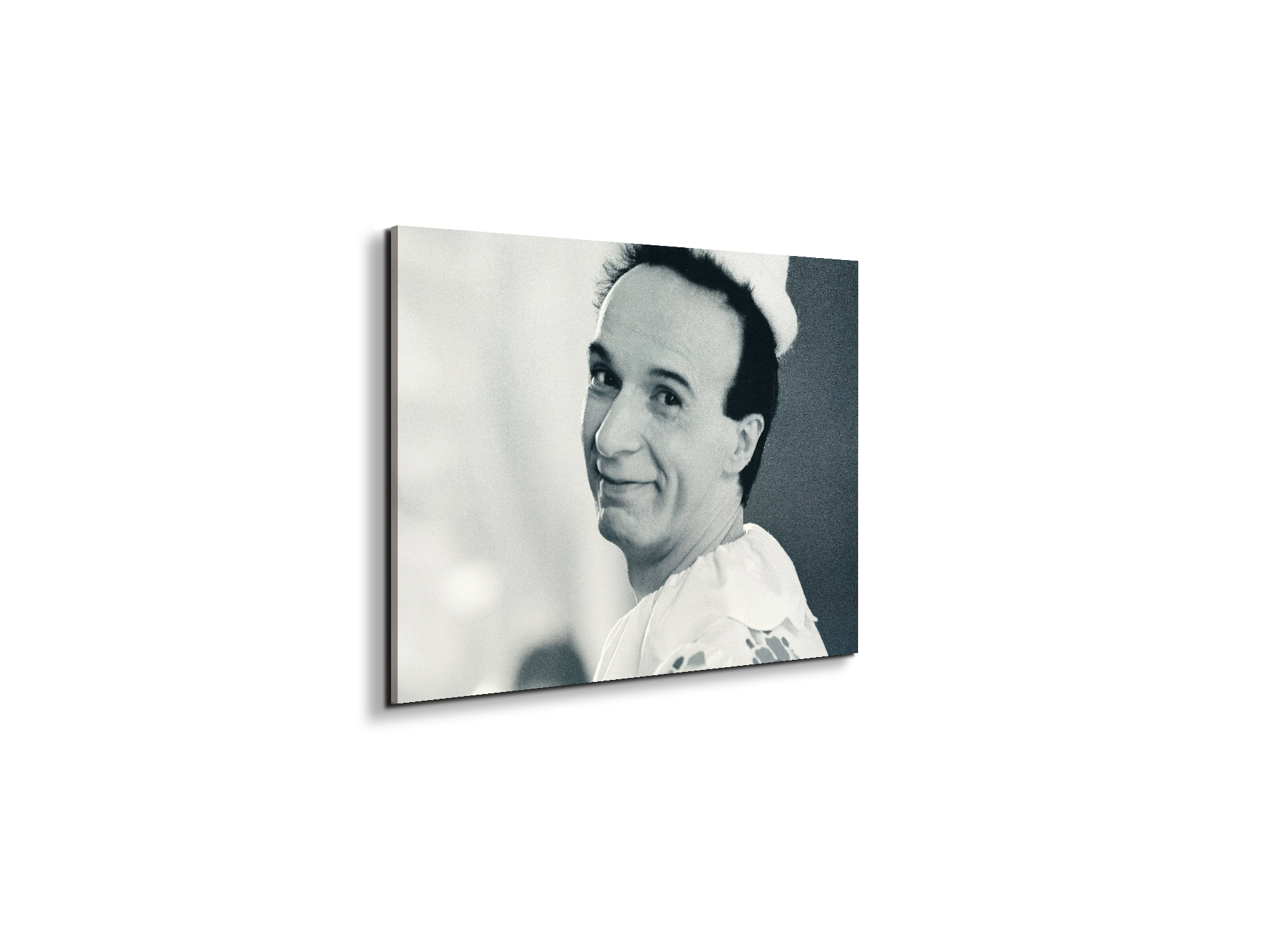 homage-to-roberto-iec18606-