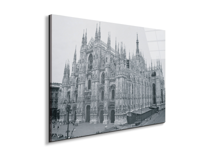 milan-domeec18716-