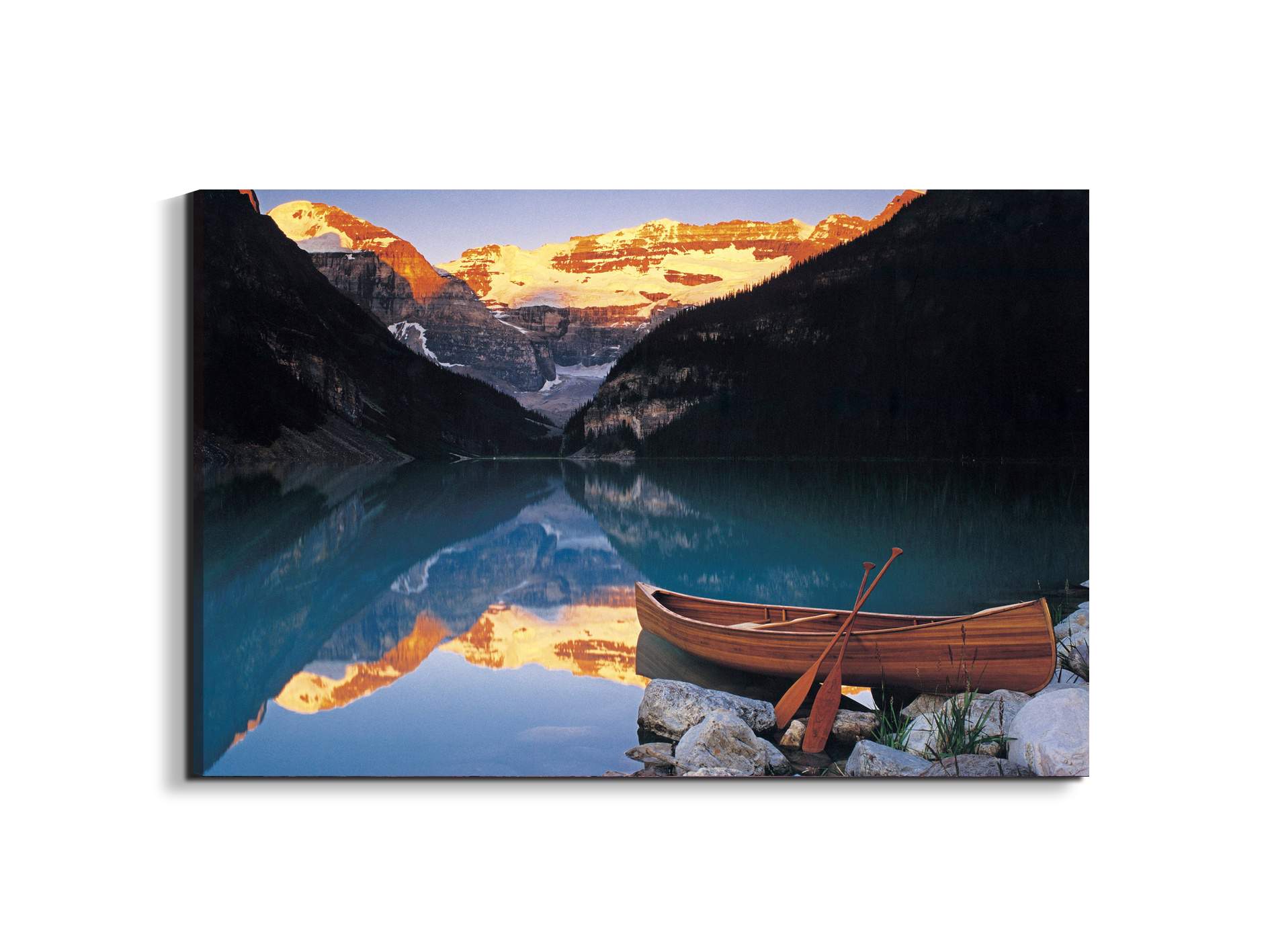 canoe-on-lake-louiseec22112-