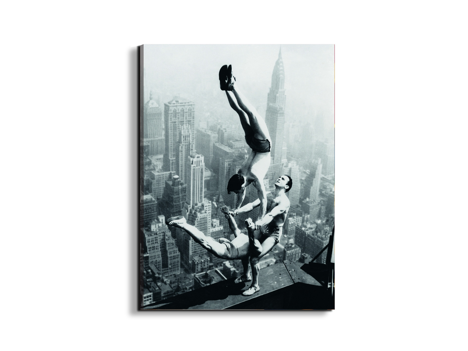 acrobats-at-the-empire-state-buildingec22254-#materiale_EarthArt/dimensioni_58x77,5